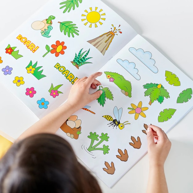 Dinosaurs Colouring Book Dinosaurs Colouring Book